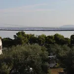 By The Sea Tkon, Pasman - 8395 Appartement *