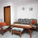 Lejlighed By The Sea Tkon, Pasman - 8395 *