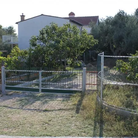 By The Sea Tkon, Pasman - 8395 Apartman *
